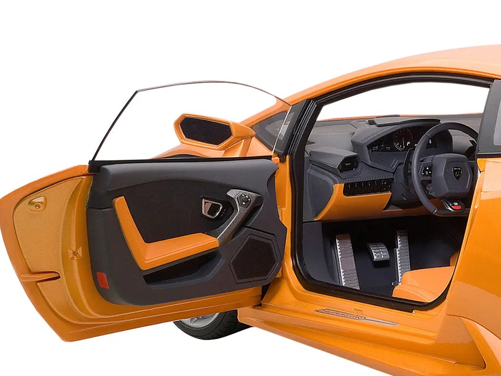 Stunning Lamborghini Huracan LP610-4 Arancio Borealis 1/12 Model Car by Autoart 2 Stunning Lamborghini Huracan LP610-4 Arancio Borealis 1/12 Model Car by Autoart - Image 2