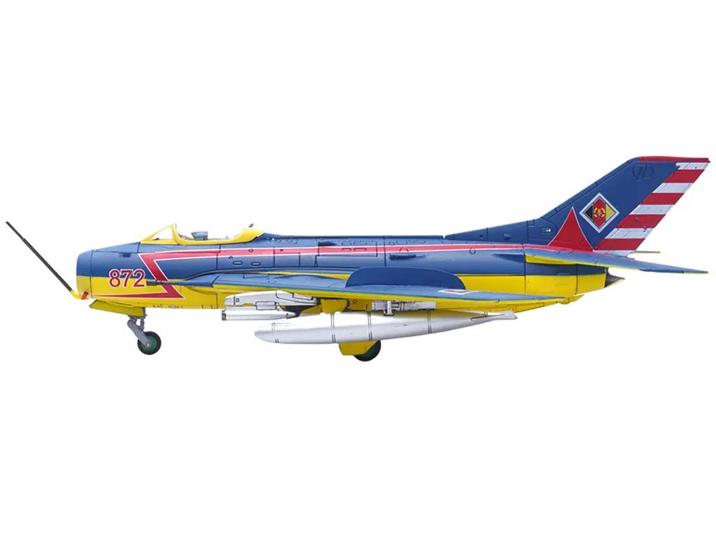 1/72 Diecast MiG-19S Farmer C Fighter – 1968 Aerobatic Championship Model by Panzerkampf