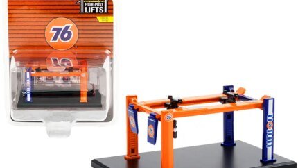 Adjustable Union 76 Orange & Blue Four-Post Lift 1/64 Diecast Model by Greenlight