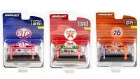 Greenlight Series 2 Four-Post Lifts 1/64 Diecast Models Set of 3