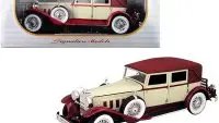 1930 Packard LeBaron Diecast Model Car 1/18 by Signature Models - Cream & Red Collectible