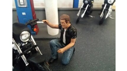 American Diorama Biker Motorman Figure for 1:18 Scale Model Collectors
