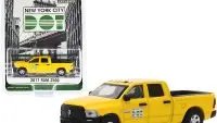 2017 RAM 2500 Yellow NYC DOT Brooklyn Maintenance 1/64 Diecast by Greenlight