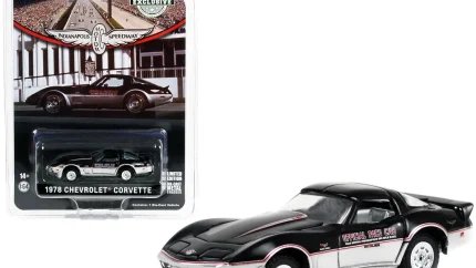 1978 Chevrolet Corvette Indy 500 Pace Car 1/64 Diecast by Greenlight - Hobby Exclusive