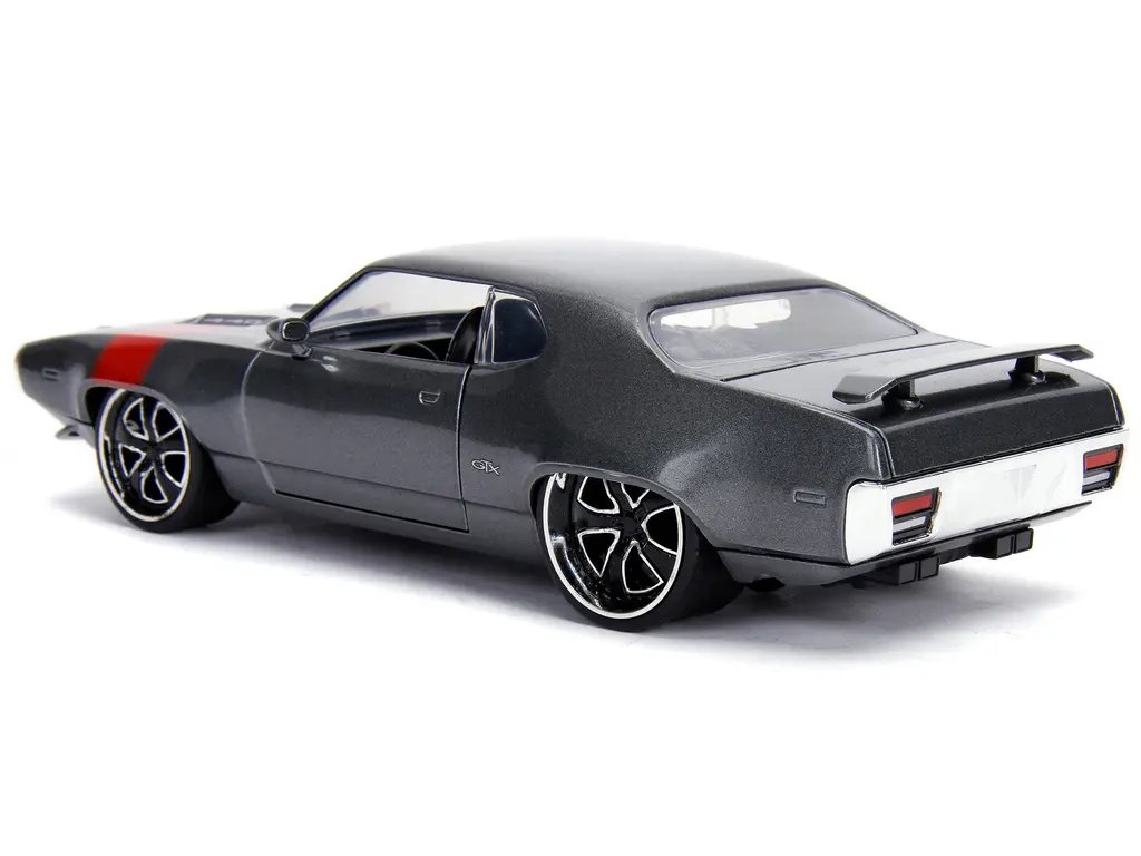 1972 Plymouth GTX 440 Diecast Model Car – Metallic Gray with Red Stripe by Jada