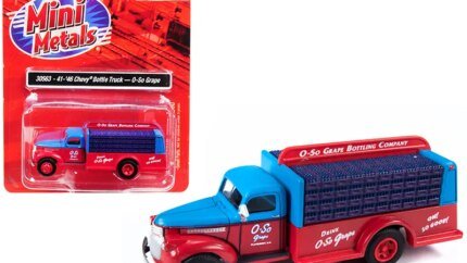 Vintage 1941-1946 Chevrolet Delivery Bottle Truck 'O-So Grape' 1/87 Scale Model by Classic Metal Works