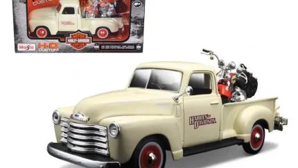 Vintage 1950 Chevrolet 3100 Pickup & 2001 FLSTS Heritage Springer Diecast Models by Maisto