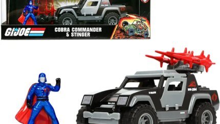 G.I. Joe Stinger with Missile Launcher & Cobra Commander 1/32 Diecast Model Car by Jada – Hollywood Rides Series