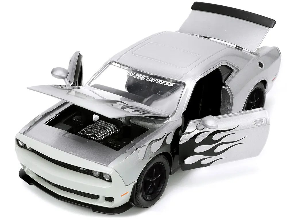 2015 Dodge Challenger SRT Hellcat Diecast Model Car 1/24 Silver Metallic Flames by Jada 2 2015 Dodge Challenger SRT Hellcat Diecast Model Car 1/24 Silver Metallic Flames by Jada - Image 2