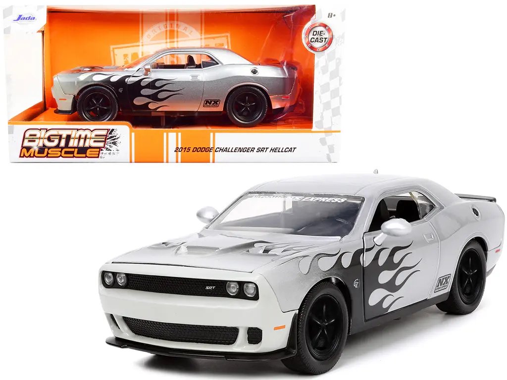 2015 Dodge Challenger SRT Hellcat Diecast Model Car 1/24 Silver Metallic Flames by Jada 4 2015 Dodge Challenger SRT Hellcat Diecast Model Car 1/24 Silver Metallic Flames by Jada - Image 4