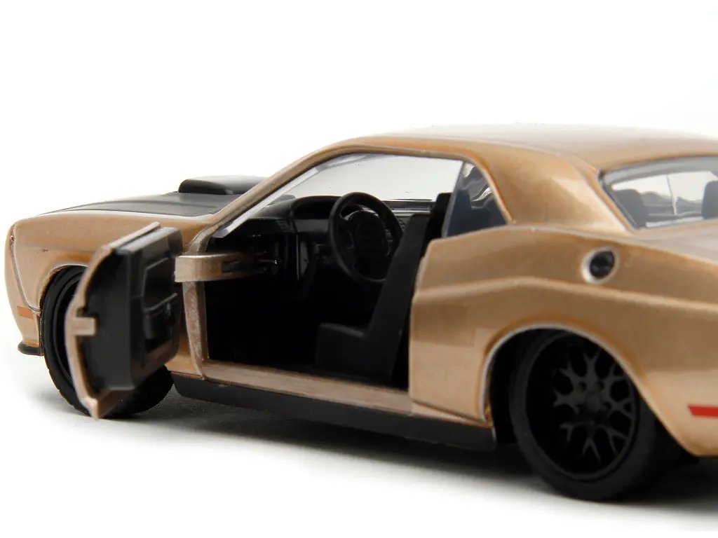 2012 Dodge Challenger SRT8 Gold Metallic Diecast Model 1/32 by Jada – Pink Slips Series