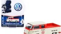 1976 Volkswagen T2 Double Cab Pickup 'Texaco Service' Diecast Model 1/64 by Greenlight