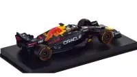 Red Bull Racing RB18 Max Verstappen 2022 F1 World Champion 1/43 Diecast Model by Bburago