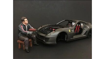 Chop Shop Mr. Lugnut Bench Figurine for 1/18 Scale Models by American Diorama