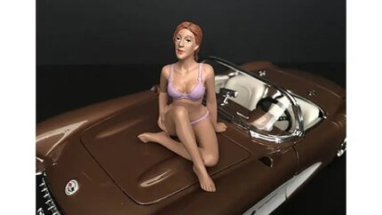 September Bikini Calendar Girl Figurine 1/24 Scale by American Diorama
