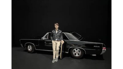 Skateboarder Figurine III for 1/24 Scale Models by American Diorama - Perfect for Diorama Enthusiasts