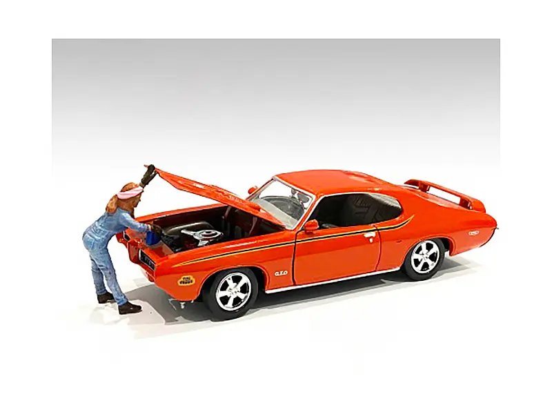 Retro Female Mechanic II Figurine for 1/18 Scale Models – American Diorama Collectible