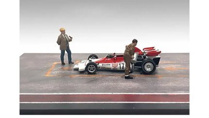 Enhance Your 1/43 Scale Models with 'Race Day' Diecast Figures Set 4 by American Diorama