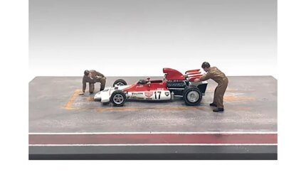 Race Day Diecast Figures Set 5 for 1/43 Scale Models by American Diorama
