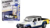 2021 Jeep Gladiator Pickup Truck - White with Matte Black Top & MOPAR Graphics