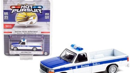 1995 Ford F-250 Boston Police Diecast Truck 1/64 Hot Pursuit Series 40 by Greenlight