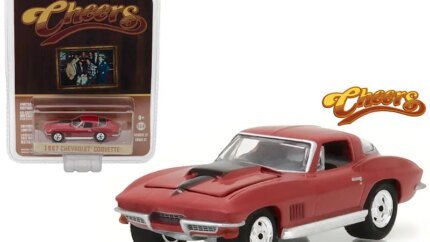 1967 Chevrolet Corvette Stingray Red Diecast Model