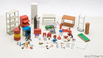 Enhance Your 1/18 Scale Models with Autoart's Premium Garage Kit Set
