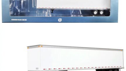Authentic 53′ Trailer White 1/50 Diecast Model by First Gear – Perfect Collectible for Enthusiasts