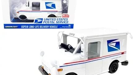 "USPS" LLV Long Life Postal Delivery Vehicle White with Stripes "United States Postal Service" 1/24 Diecast Model by Greenlight