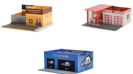 Greenlight Mechanic’s Corner Diorama Set Series 9: Perfect 1/64 Scale Model Accessory