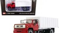 Chevrolet C65 Grain Truck 1/64 Diecast Model - Red & White by DCP/First Gear