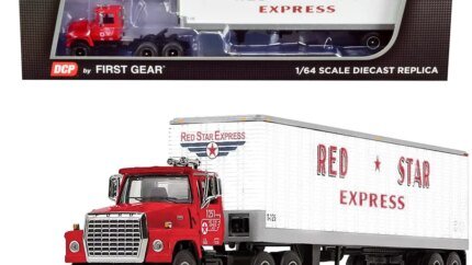 Ford LT-9000 Day Cab with 40′ Vintage Trailer Diecast Model 1/64 - Red Star Express Collectible