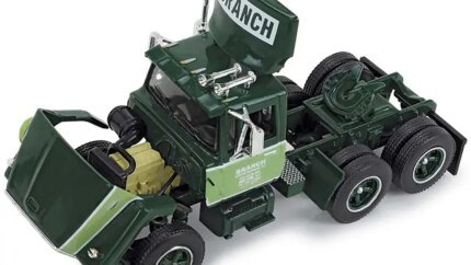 Ford LT-9000 Day Cab with 40′ Vintage Dry Goods Trailer 1/64 Diecast Model - Branch Motor Express Green by DCP/First Gear