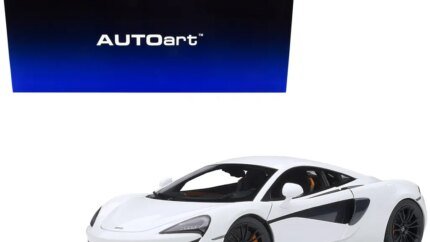 Stunning McLaren 570S White with Black Wheels 1/18 Model Car by Autoart