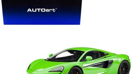 Stunning Mclaren 570S Mantis Green 1/18 Model Car by Autoart with Black Wheels
