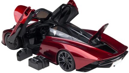 McLaren Speedtail Volcano Red 1/18 Model Car by Autoart with Black Top & Suitcase Accessories