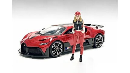 Girls Night Out Paris Figurine - 1/18 Scale Model by American Diorama