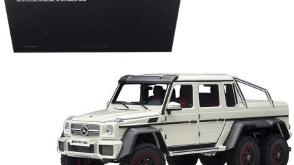 Mercedes Benz G63 AMG 6x6 Designo Diamond White 1/18 Model Car by Autoart with Carbon Accents