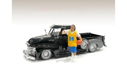 Lowriderz Figurine III for 1/24 Scale Models by American Diorama: Enhance Your Collection