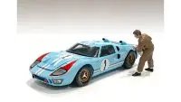 "Race Day 1" Figurine VI for 1/24 Scale Models by American Diorama
