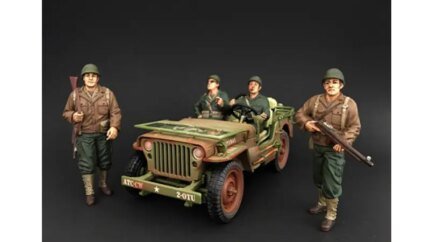 Authentic WWII US Army 4-Piece Figure Set for 1:18 Scale Models by American Diorama
