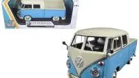 Vintage Volkswagen Type 2 (T1) Double Cab Pickup 1/24 Diecast Model - Light Blue & Cream by Motormax