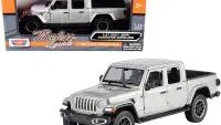 2021 Jeep Gladiator Overland Silver Metallic Diecast Model 1/24-1/27 by Motormax