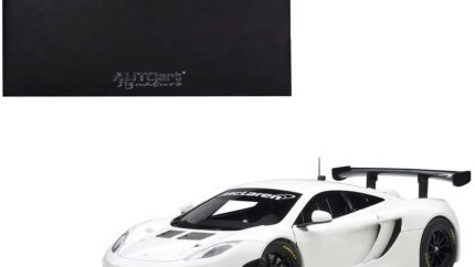 Stunning McLaren 12C GT3 White 1/18 Diecast Model Car by Autoart – Perfect Collector's Piece