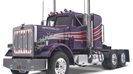 Revell Peterbilt 359 Conventional Truck Model Kit 1/25 Scale - Historic Series
