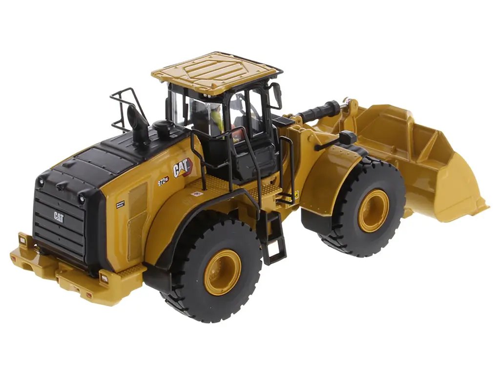 CAT Caterpillar 972 XE Wheel Loader Diecast Model 1/50 – High Line Series with Operator