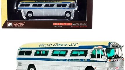 Vintage 1959 GM PD4104 Motorcoach Bus: Viacao Cometa S.A. Silver & Cream Classic