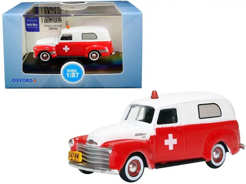 Vintage 1950 Chevrolet Panel Van Ambulance 1/87 Scale Diecast Model by Oxford Diecast
