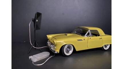 Photographer Lighting Kit, Set of 2 Lights for 1/24 Scale Models by American Diorama