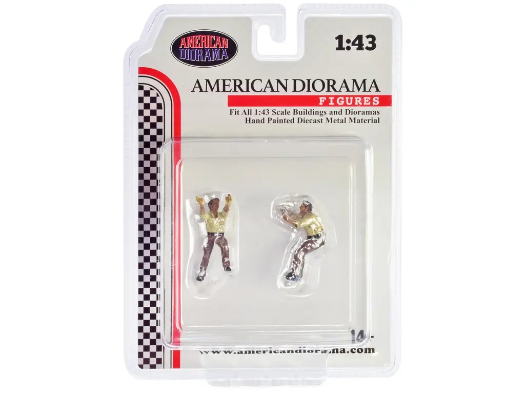 4X4 Mechanics Diecast Figure Set for 1/43 Scale Models by American Diorama - 2 Piece Set 3 4X4 Mechanics Diecast Figure Set for 1/43 Scale Models by American Diorama - 2 Piece Set - Image 3
